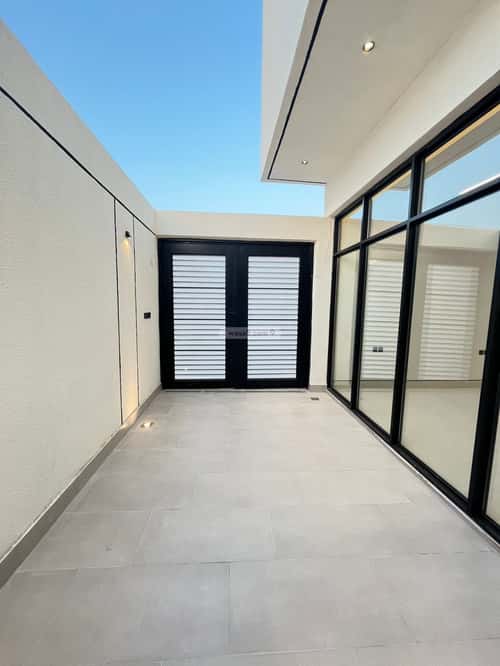 5 bedroom villa in Al Mahdiyyah 8