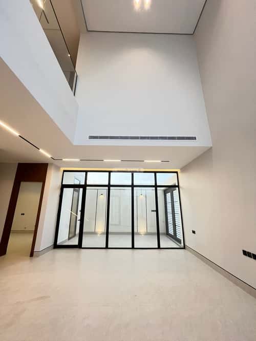 5 bedroom villa in Al Mahdiyyah 17