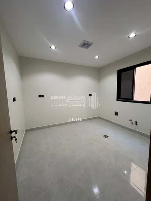 8 bedroom apartment in Al Rimal 2