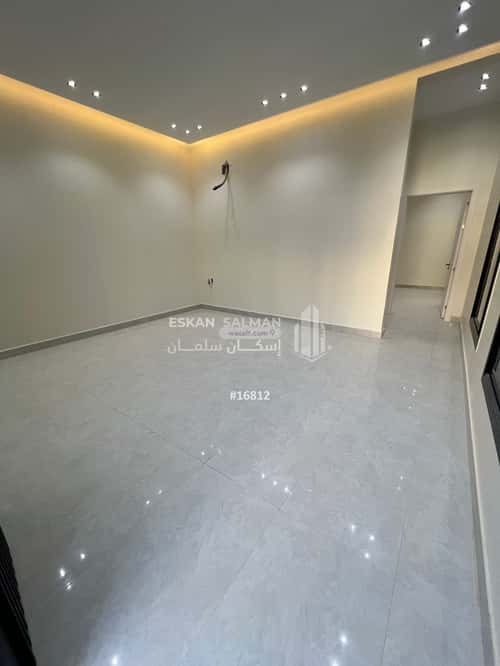 8 bedroom apartment in Al Rimal 5