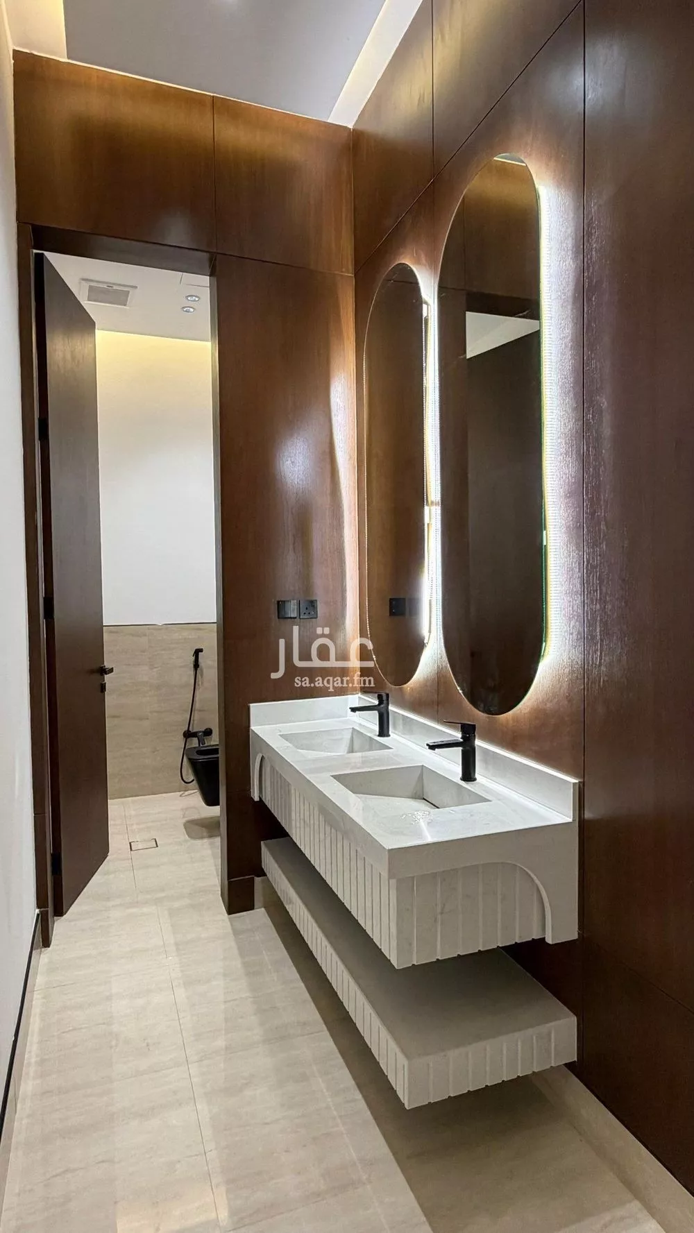 5 bedroom villa in Al Mahdiyyah 11