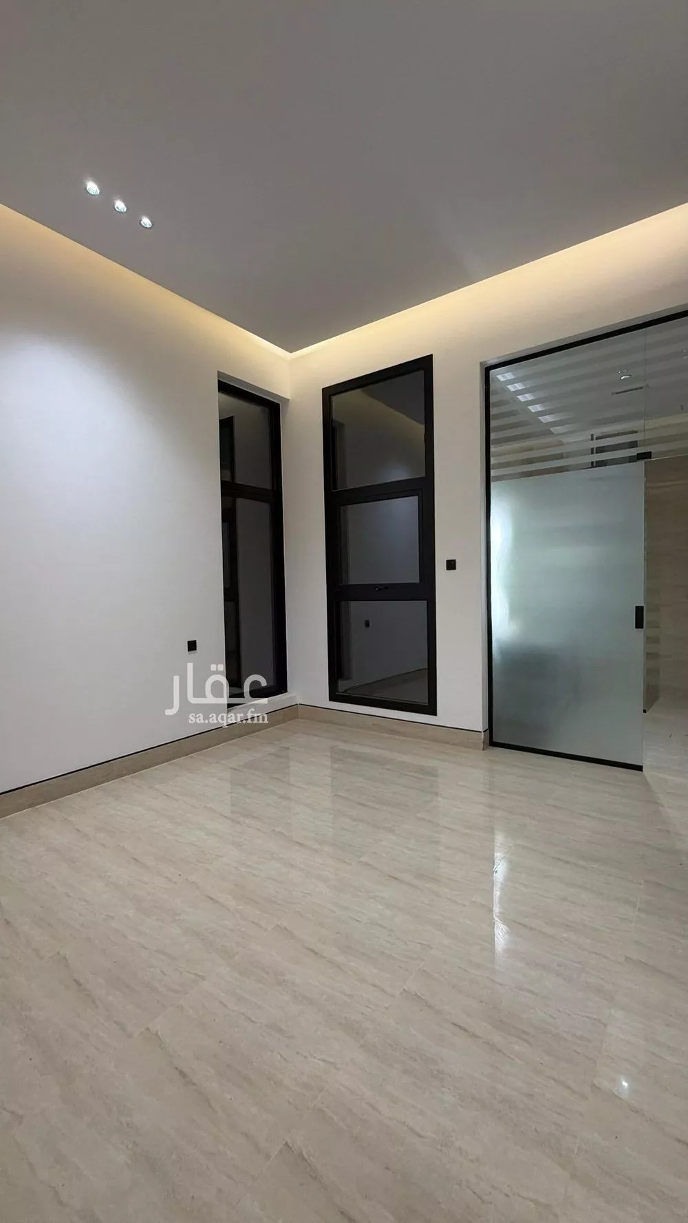 5 bedroom villa in Al Mahdiyyah 20