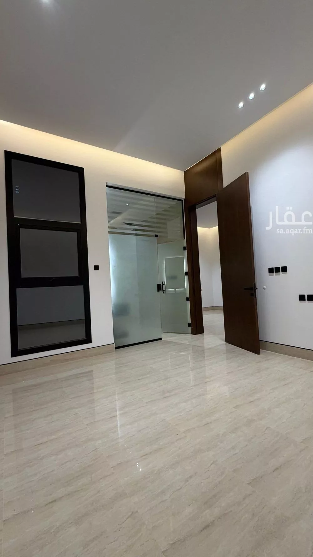 5 bedroom villa in Al Mahdiyyah 25