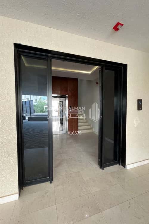 6 bedroom apartment in Al Nahda 5