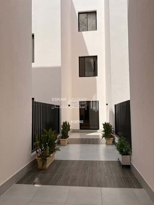 5 bedroom apartment in Al Malqa 5