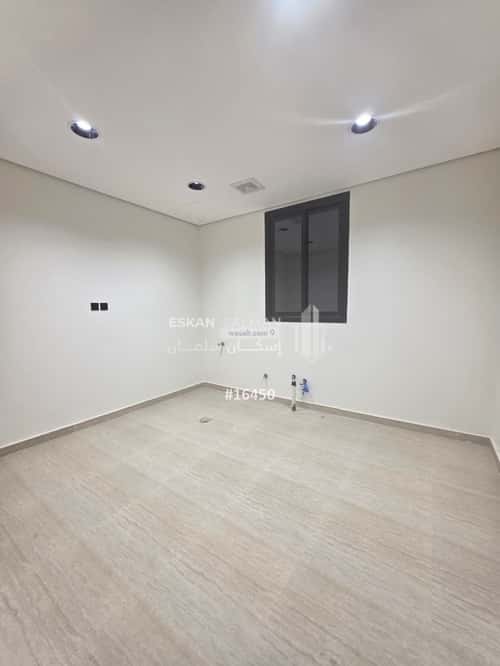 5 bedroom floor in Al Bayan 3