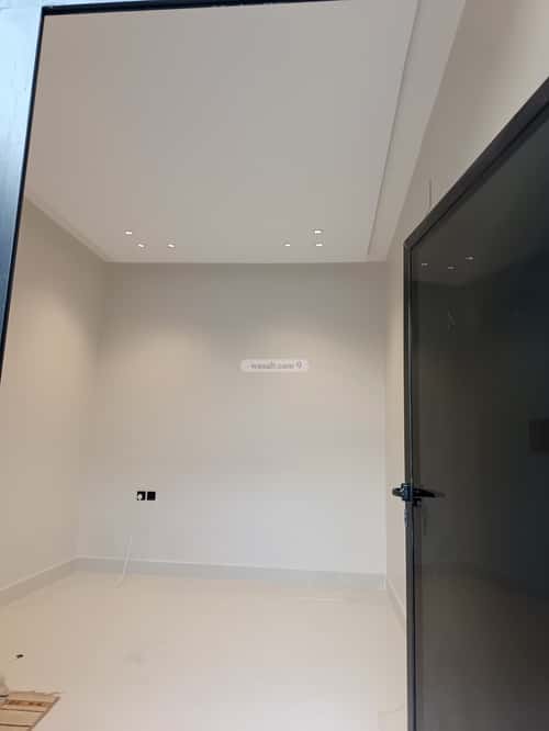 8 bedroom floor in Al Janadriyah 8