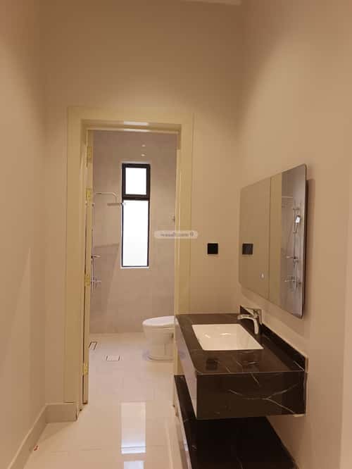 8 bedroom floor in Al Janadriyah 4