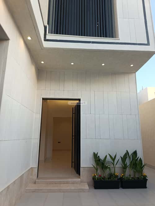 8 bedroom floor in Al Janadriyah 7