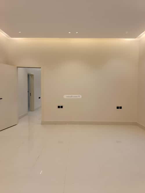 8 bedroom floor in Al Janadriyah 9