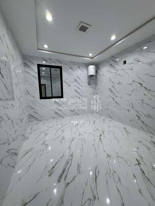 8 bedroom villa in Al Uraija Al Gharbi 2