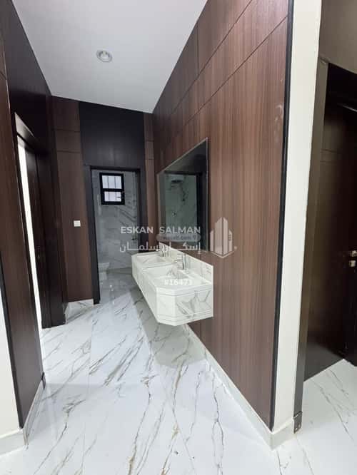 8 bedroom villa in Al Uraija Al Gharbi 6