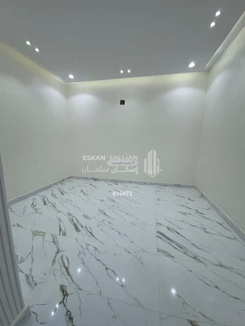 8 bedroom villa in Al Uraija Al Gharbi 9
