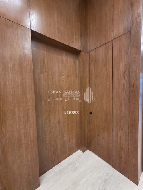 9 bedroom villa in Al Bayan 4