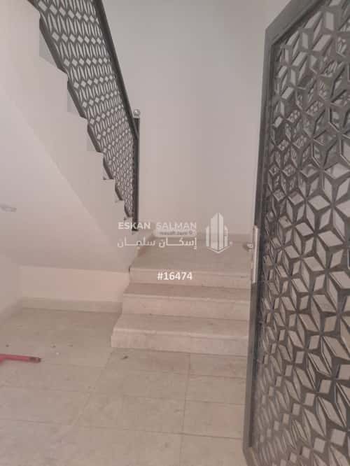 فيلا 8 غرف في العريجاء الغربي 6