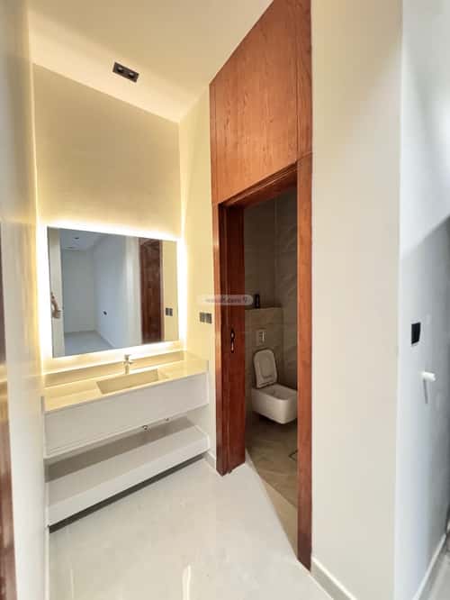 7 bedroom floor in Al Awali 2