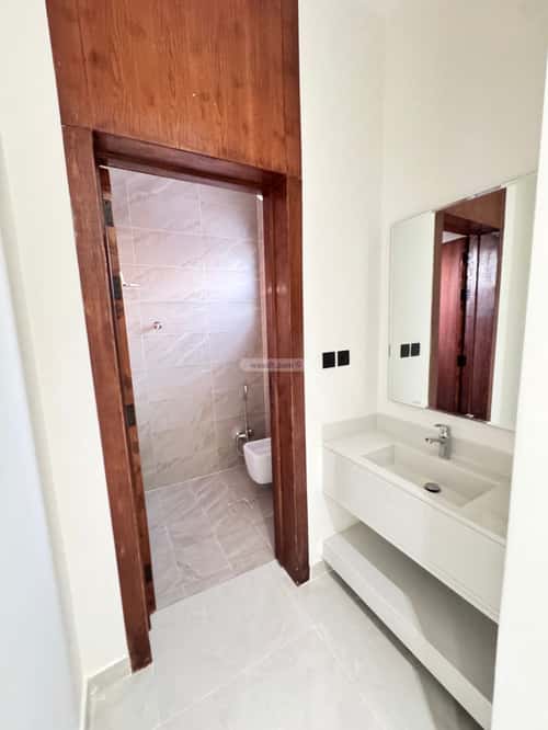 7 bedroom floor in Al Awali 5