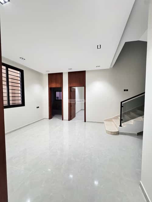 7 bedroom floor in Al Awali 14