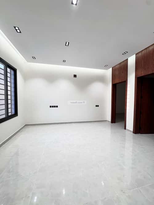 7 bedroom floor in Al Awali 5