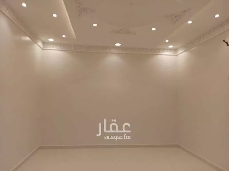 8 bedroom villa in Al Maizilah, Riyadh 14