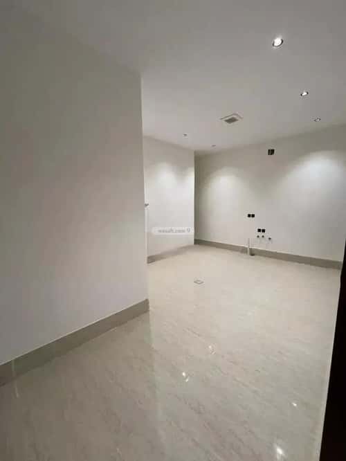 3 bedroom floor in Tuwaiq 13