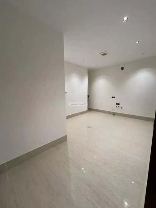 3 bedroom floor in Tuwaiq 9