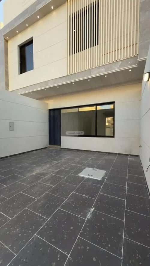 5 bedroom villa in Okaz 3