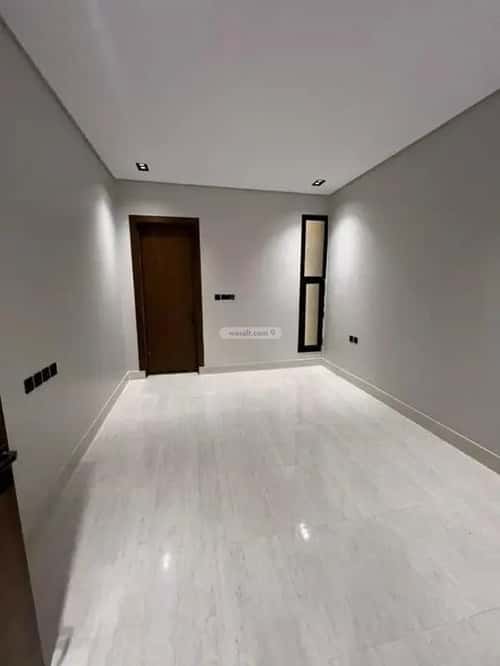 6 bedroom villa in Al Uraija Al Gharbi 2