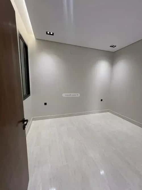 6 bedroom villa in Al Uraija Al Gharbi 7
