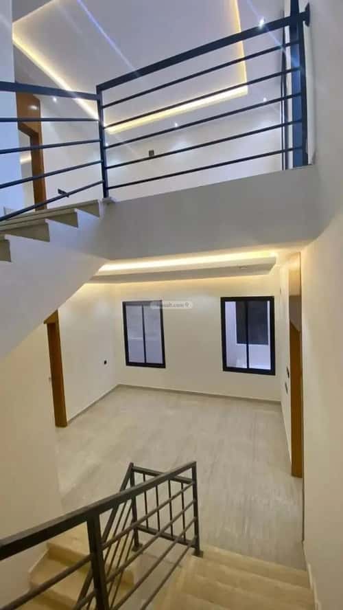 فيلا 5 غرف في عكاظ 17