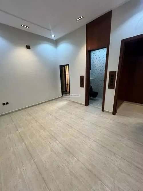 3 bedroom floor in Tuwaiq 15