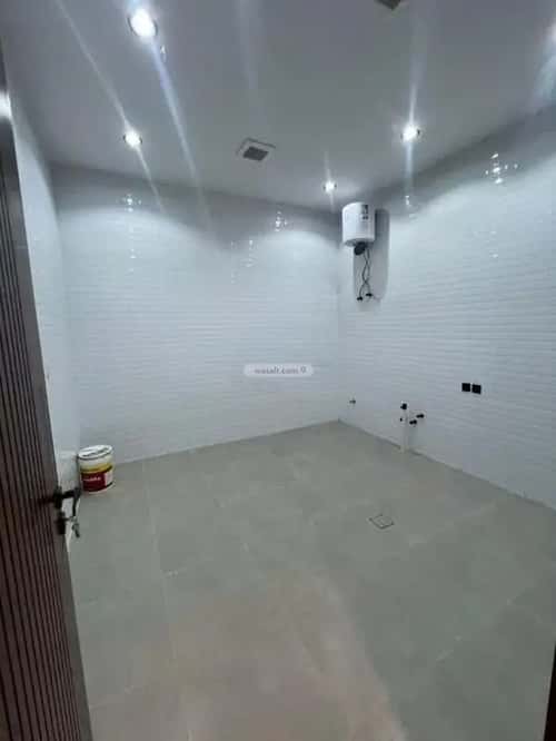 3 bedroom floor in Tuwaiq 5
