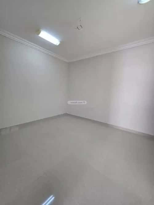 5 bedroom villa in Dhahrat Laban 4