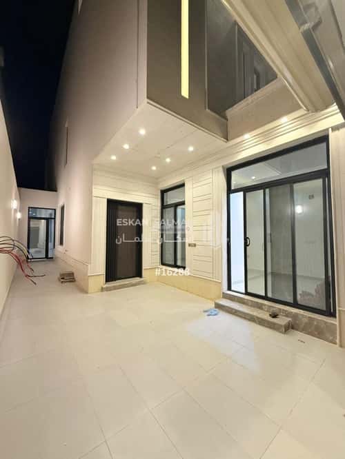 9 bedroom apartment in Al Janadriyah 5