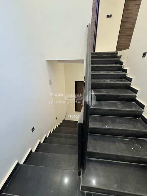 شقة 5 غرف في الندوة، الرياض 9