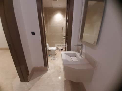 4 bedroom floor in Tuwaiq 11
