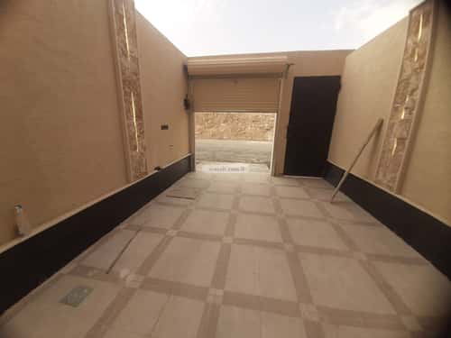 4 bedroom floor in Tuwaiq 4