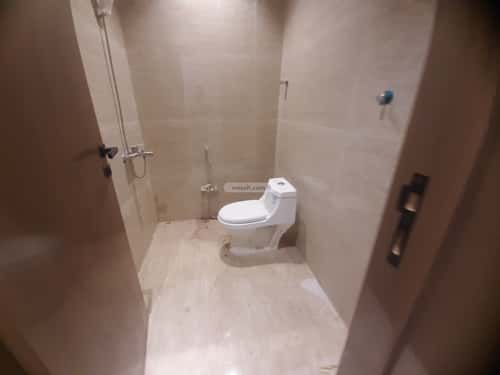 4 bedroom floor in Tuwaiq 18