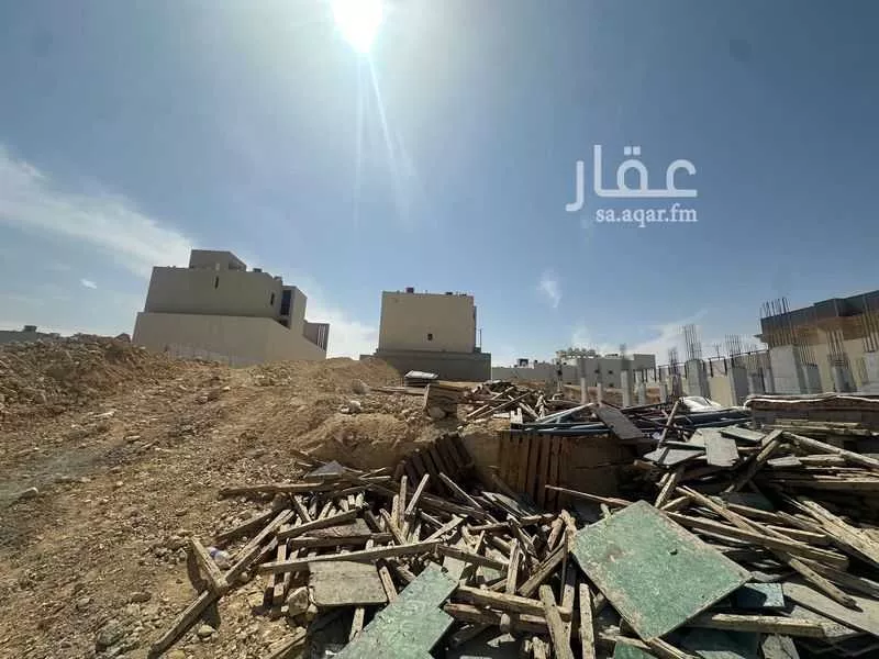 810 sqm land in Al Qairawan 7