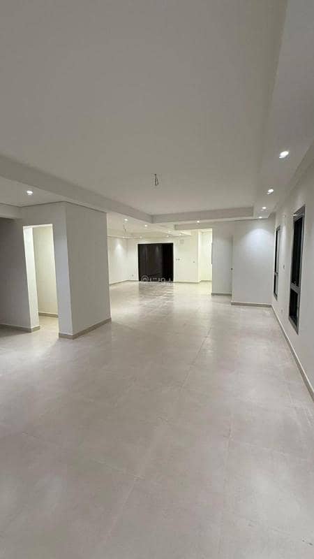 5 bedroom villa in King Khalid International Airport, Riyadh 2