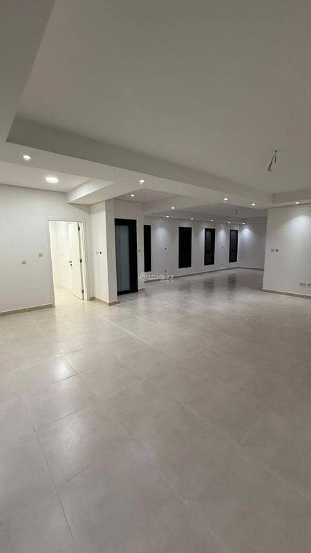 5 bedroom villa in King Khalid International Airport, Riyadh 5