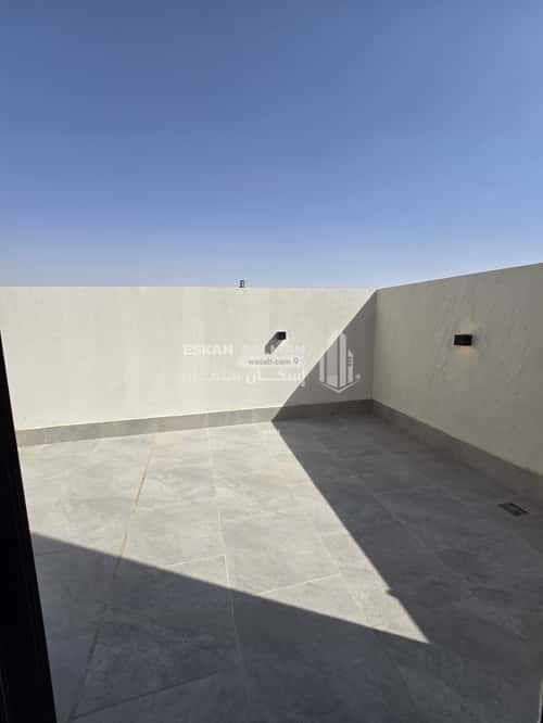6 bedroom apartment in At Taawon 10
