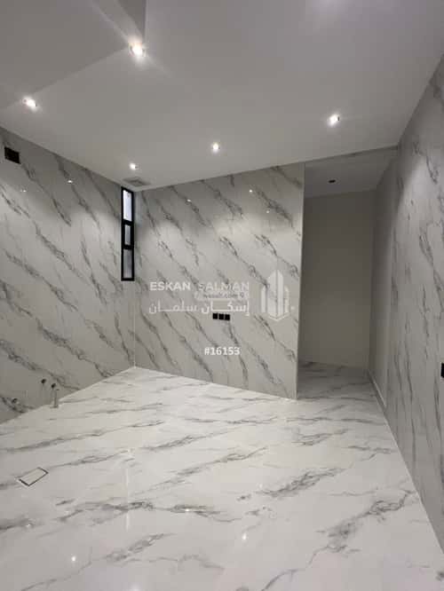 8 bedroom villa in Al Janadriyah 4