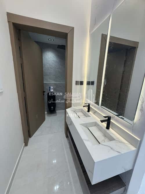 6 bedroom villa in Al Farouq 1