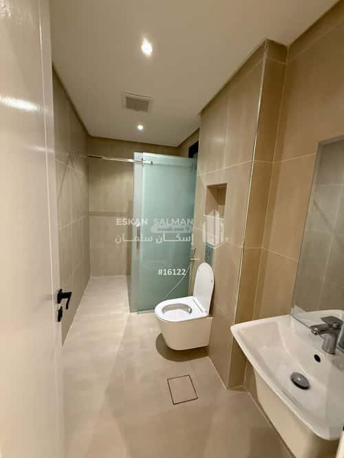 4 bedroom apartment in Al Malqa 8