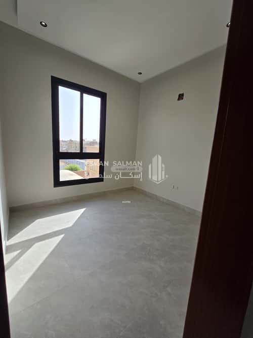 8 bedroom villa in King Faisal 4