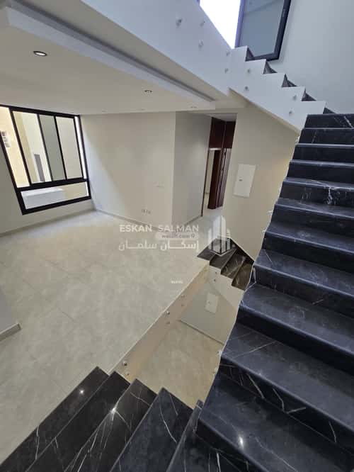 8 bedroom villa in King Faisal 11
