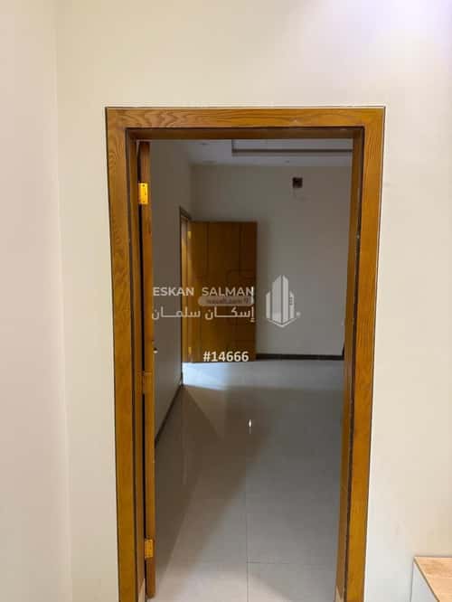 فيلا 7 غرف في عكاظ 5
