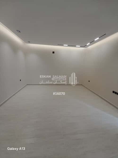 6 bedroom floor in Al Janadriyah 7