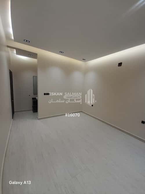 6 bedroom floor in Al Janadriyah 3